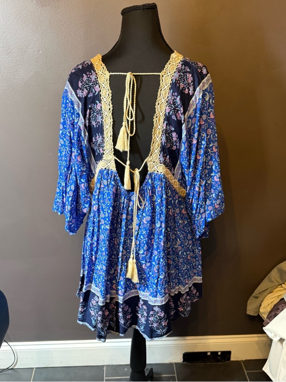 Boho Floral Blue Mini Dress with Lace Trim - Picture 3 of 4